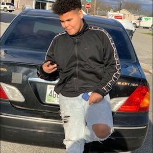 Meet your Posher, Robert